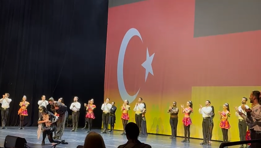 Grandiose Show von Anadolu Ateşi in Duisburg