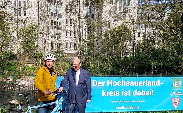 Landrat Dr. Karl Schneider und HSK-Radverkehrsbeauftragter Christoph Hester