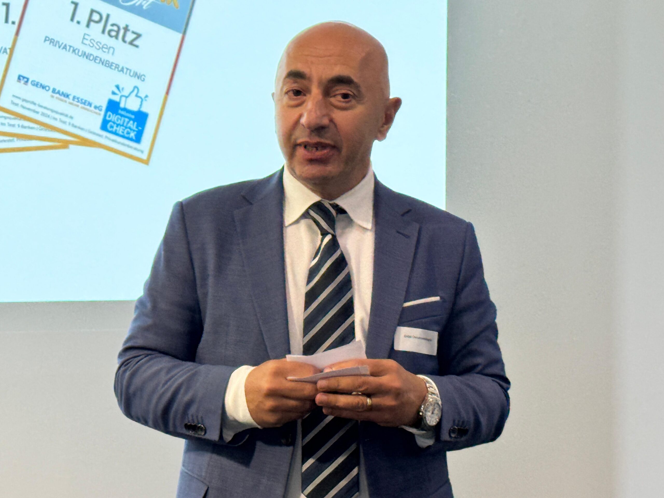 Dr. Erdal Osmançelebioğlu: IKUA bringt Unternehmer:innen mit der Geno Bank zusammen