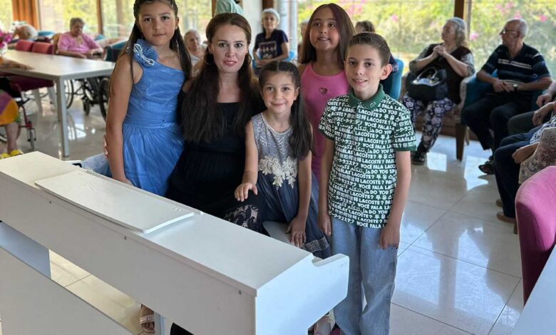 Generationenübergreifende Begegnung durch Musik- Konzert im Seniorenheim Aden in Mordoğan