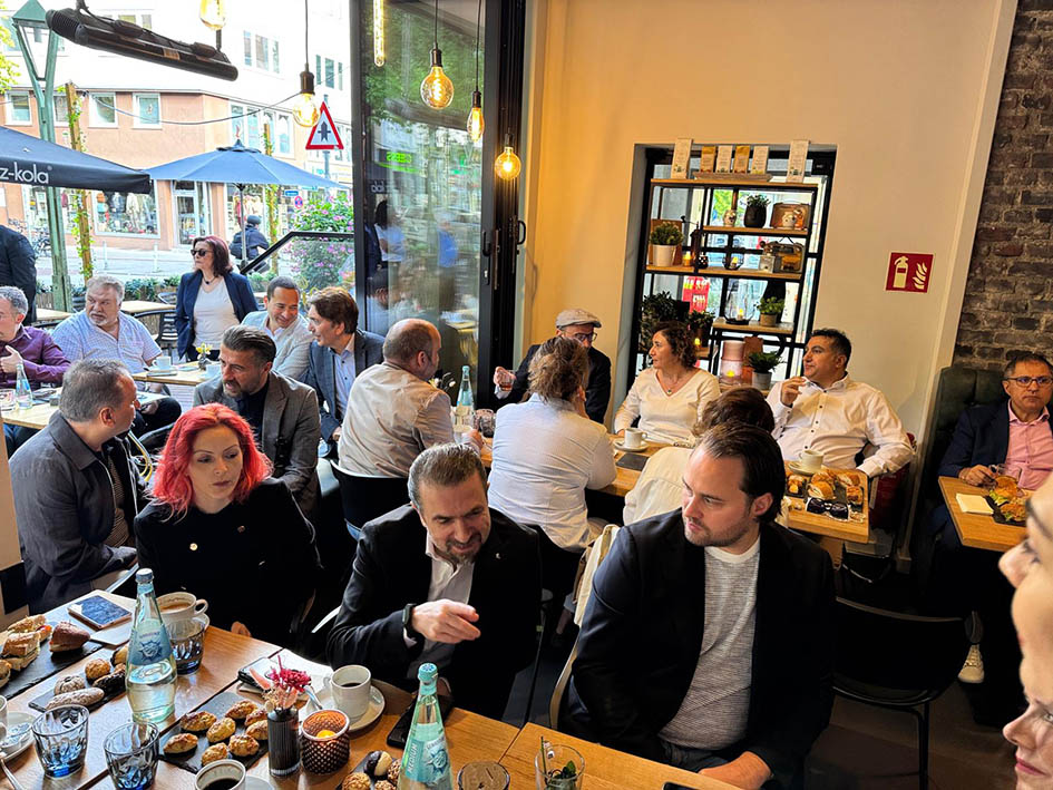 Klingbeil: „Integration gelingt am besten am Arbeitsplatz